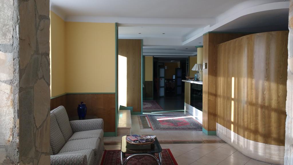 Hotel La Goletta บินาสโก ภายนอก รูปภาพ